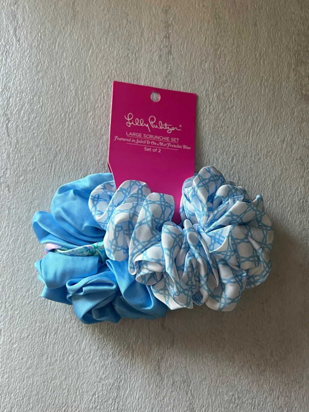 {Lilly Pulitzer} Brand New Satin Large Scrunchie Set